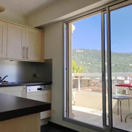 'eucalyptus' Apartment Nice